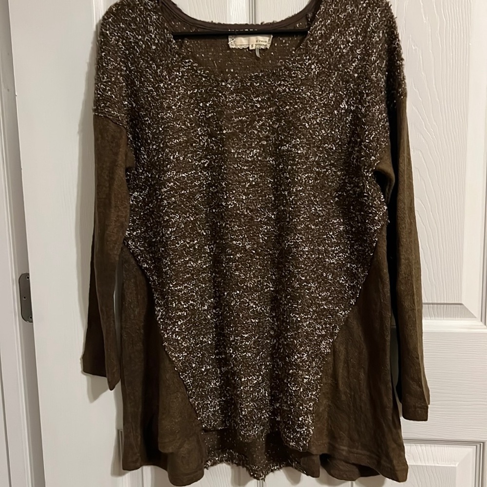 a’reve Brown and White Sweater